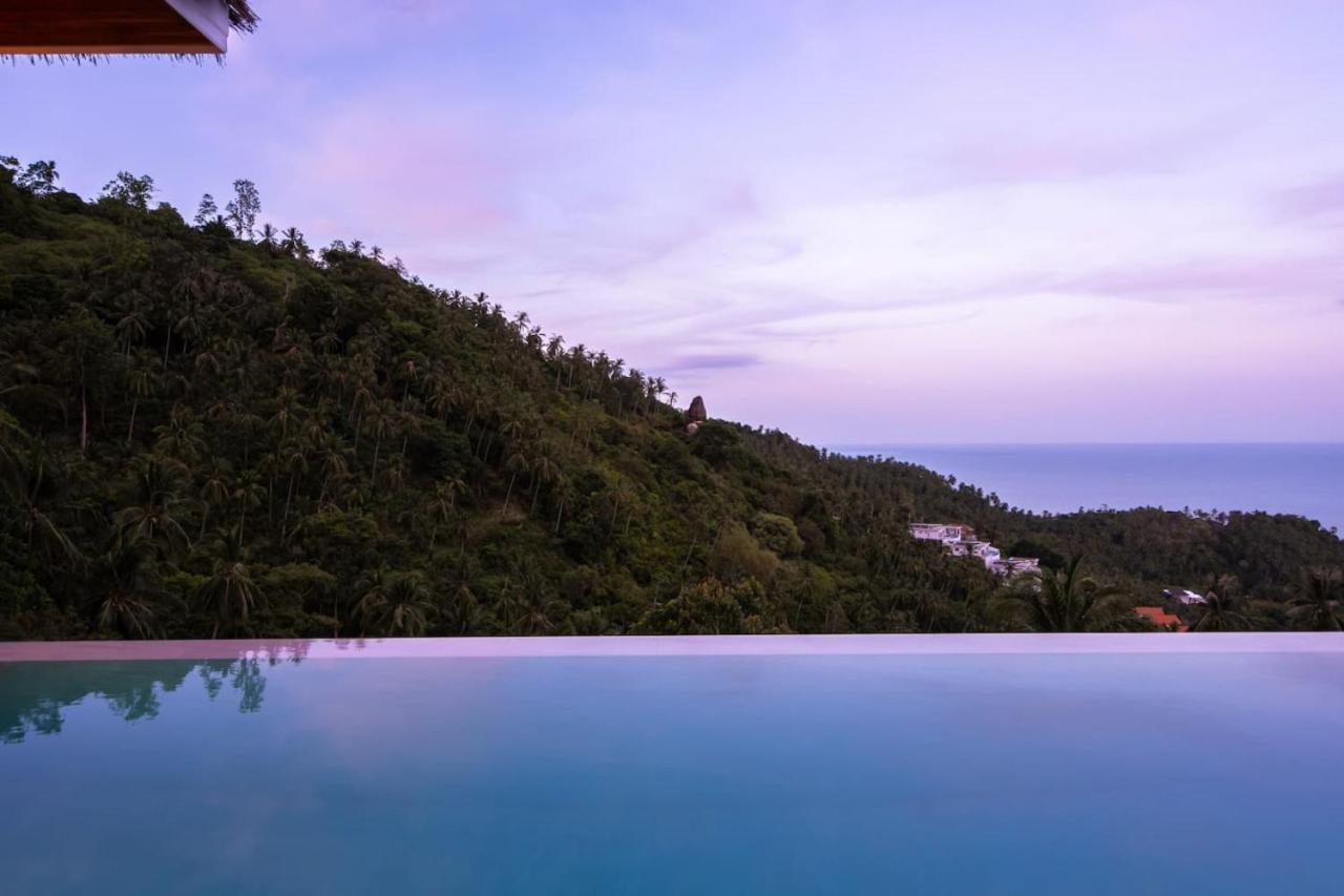 Sunrise Hills Tranquil 4br Pool Sea View Feriehus *